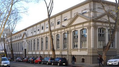 Uruguay: Estudiantes de Medicina de la Universidad de La República trabajan en call center de consultas sobre covid-19