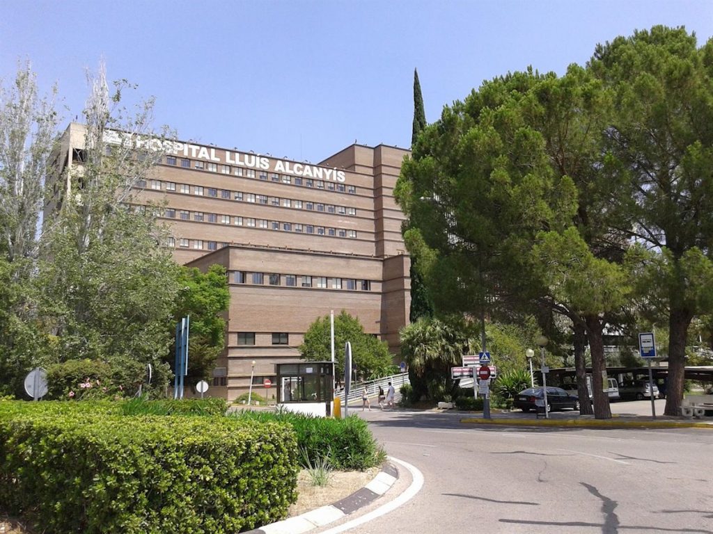 Hospital Lluís Alcanyís habilita call center para localizar familias del estudio de seroprevalencia