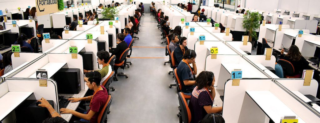 México: Detectan colusión de funcionarios, venta de citas y sabotaje a Call Center