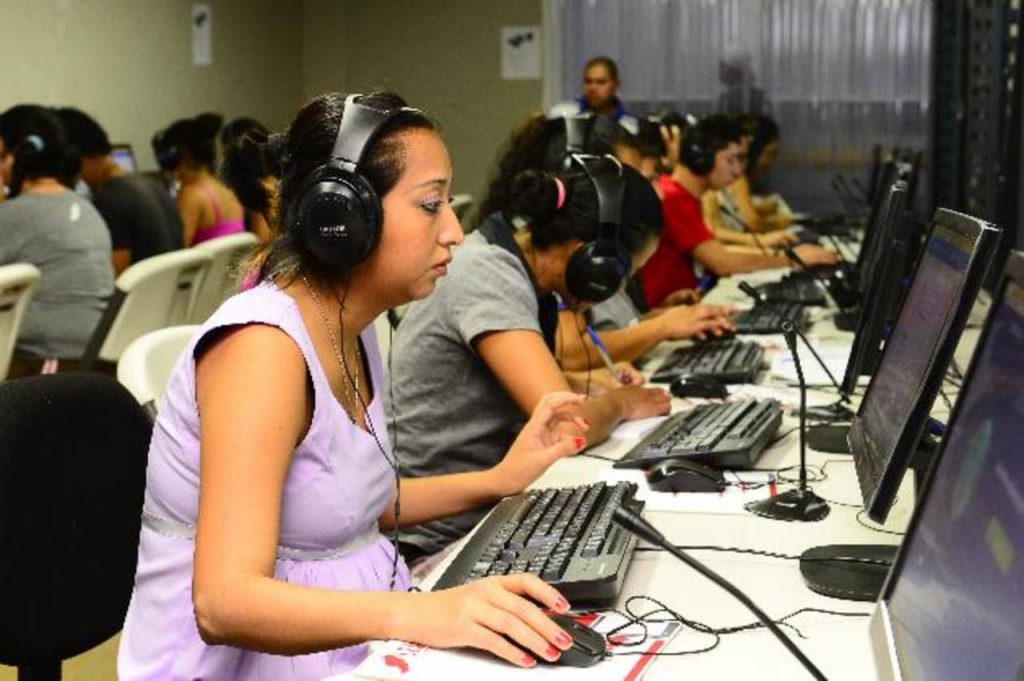 CEUTEC apuesta al desarrollo de Honduras con técnico bilingüe en “Call Centers”