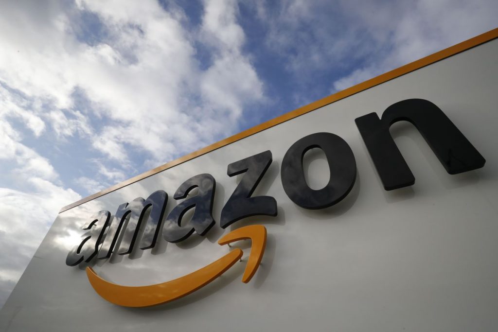 Amazon refuerza su call center en México