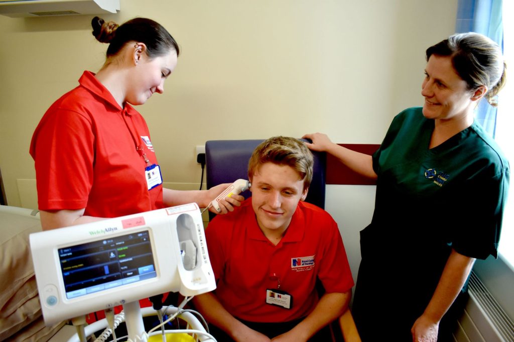 El Royal College of Nursing está reclutando asesores para unirse al centro de contacto de Cardiff